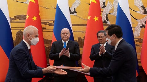 Russia, China seal economic pacts amid Western criticism