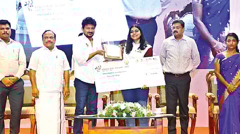 Udhayanidhi Stalin awarded Rs 2 lakh to SRM IHM student for winning bronze in skills contest