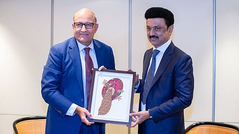 Stalin with Singapore's Minister-in-Charge of Trade Relations S. Iswaran