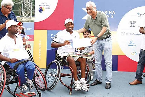 Winner Shekar Veeraswamy (left) and S Balachandar during the presentation ceremony of Marina Open 2