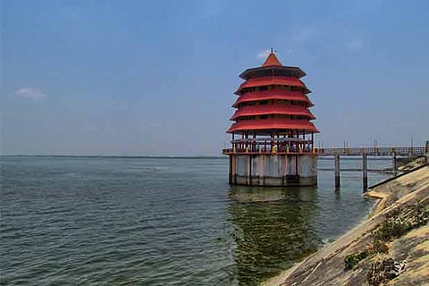 Puzhal Lake