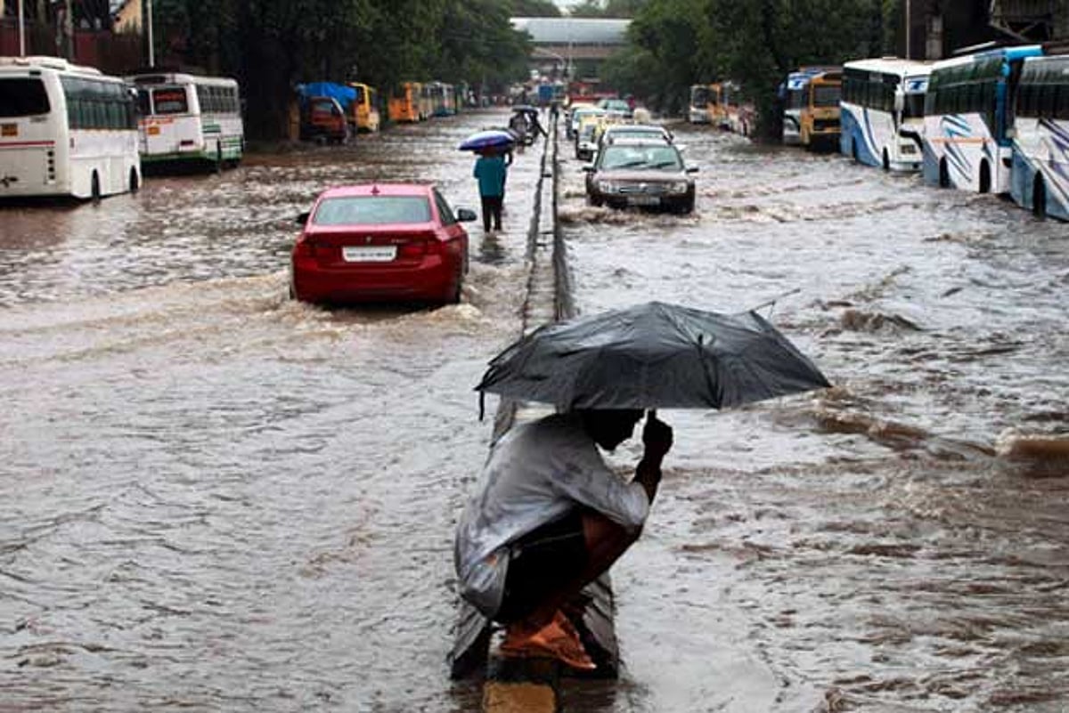 Mumbai Rains Local Train Mumbai rains: Local train services hit, dabbawalas suspend work