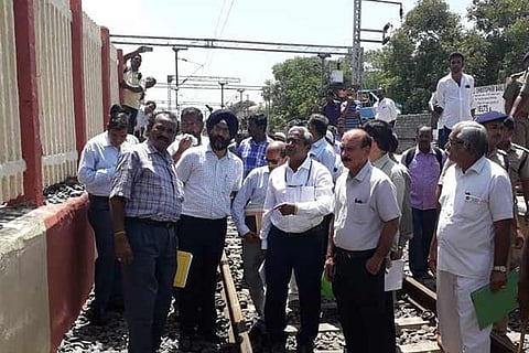 Commissioner of Rail Safety KA Manoharan inspecting the St Thomas Mount station