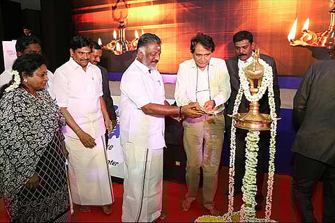 TN Dy CM O Panneerselvam with Industries Minister Suresh Prabhu at the ACMEE event
