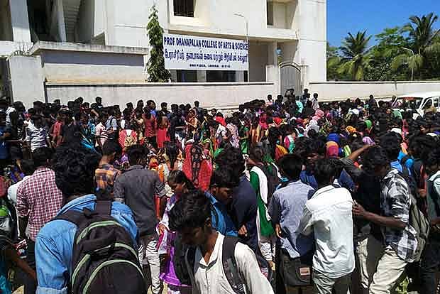 Students boycott classes after girl injured on college bus