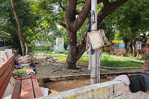Rag pickers use the park to dry clothes and due to this public avoid visiting the park