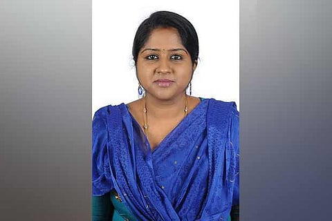Dr Roshini