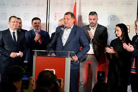 Nationalist Serb, Bosniak leaders win Bosnia's presidential vote
