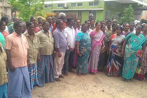 Workers gathered at municipality office