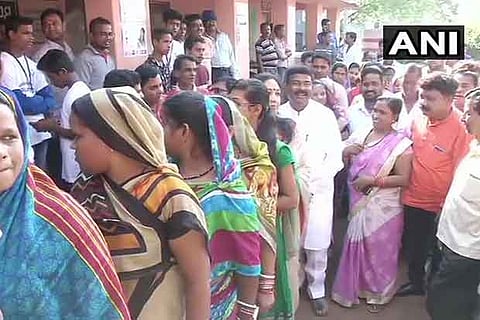 39.27 pc voter turnout till 1 pm in Gujarat