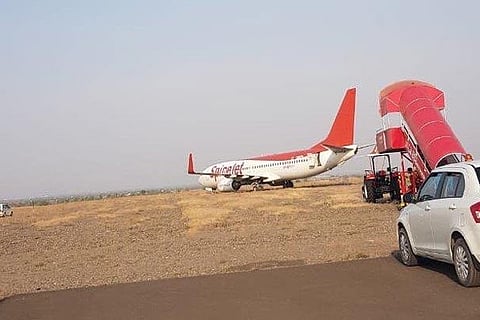 SpiceJet plane overshoots Shirdi runway on landing, passengers safe