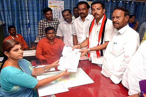 AAIADMK candidate VV Senthilnathan filing his  nomination with  Aravakurichi Returning Officer on  Monday