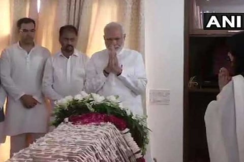 PM visits Sushma Swaraj's residence, pays tributes