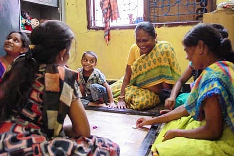 Noori with the inmates at SIP Trust in Kolathur