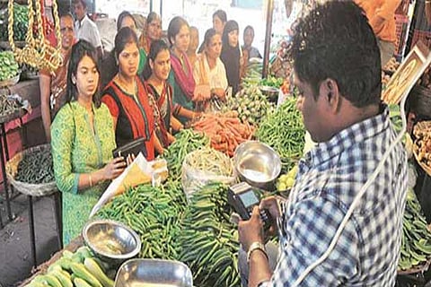 Vegetable prices go up by 10-20 per cent