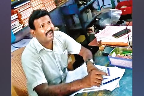 Cop draws ire after outburst over filing plaint