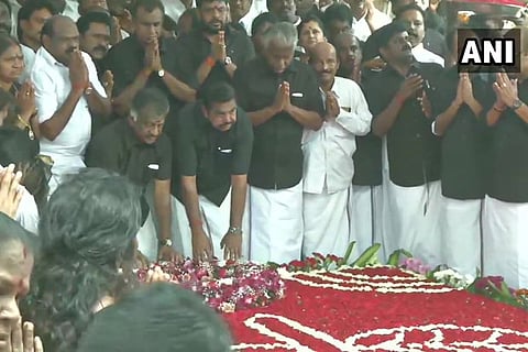 AIADMK takes out peace rally on Jaya's anniversary, vows to win civic polls