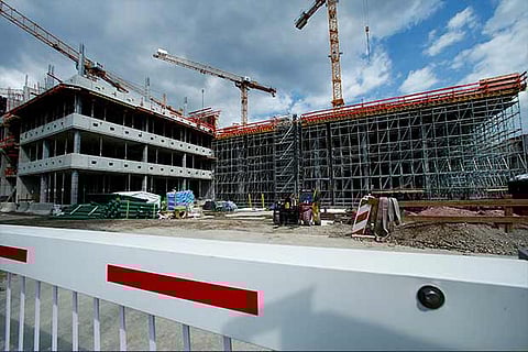 Suraksha tries hard to gain confidence of Jaypee Infra's CoC