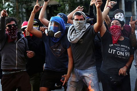 Chilean protesters turn on pharmacies over high medicine prices