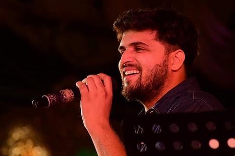 Nakul Abhyankar, Singer