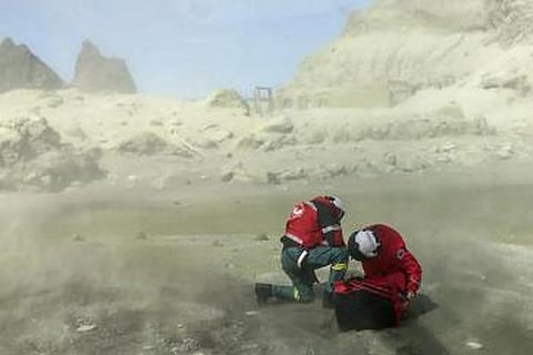 NZ holds 1-minute's silence for volcano victims