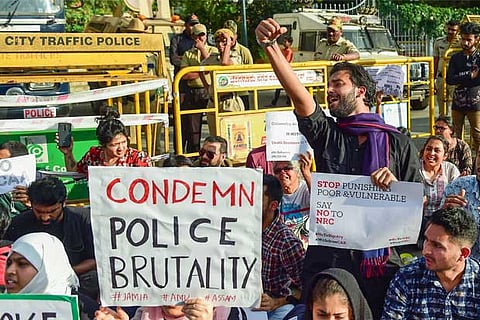 Police use teargas to disperse CAA protesters in Mangaluru