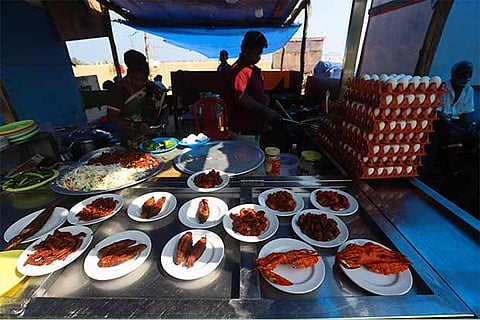 Corporation will allow only 900 shops from the existing 1,962