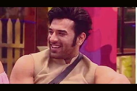 'Bigg Boss 13': Video of Paras Chhabra without wig goes viral