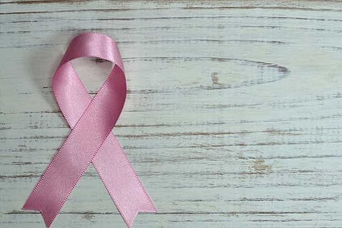 Taking certain vitamins during breast cancer chemo tied to recurrence, death