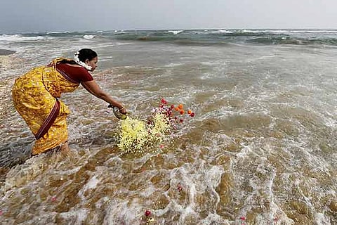 Candle light vigil, silent rallies mark 15th tsunami anniversary in TN