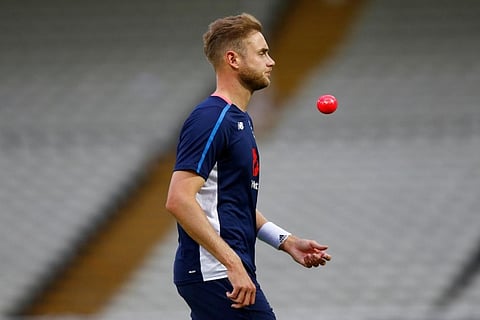 Broad 2nd bowler to claim 400 wickets