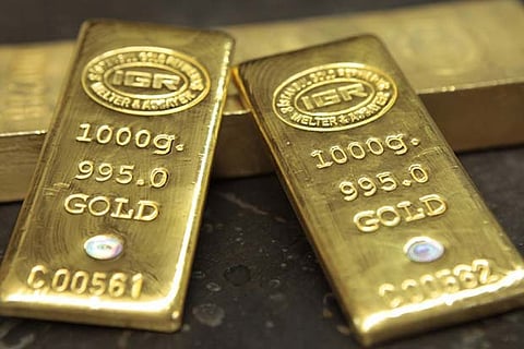 Rs 56 lakh worth of gold seized from 2 plane passengers