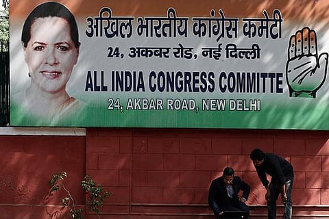 Congress slams govt for CDS appointment