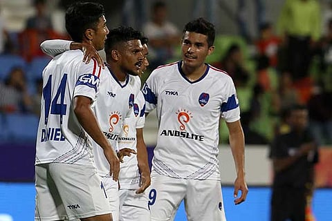 Daniel Lalhlimpuia and Romeo Fernandes got on the scoresheet for Delhi Dynamos FC against FC Pune City