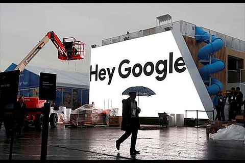 Google rolls outs AI grammar checker for G Suite users