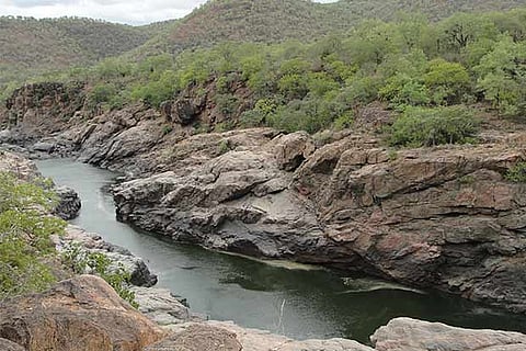 Reject Mekedatu plan, CM urges Centre