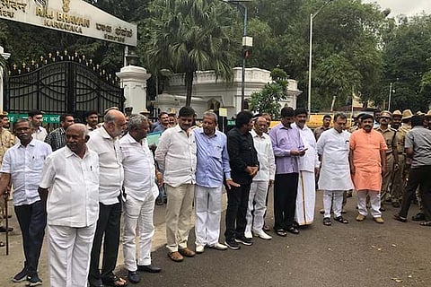 Rebel MLAs camping in Mumbai likely to board plane to Bengaluru in afternoon