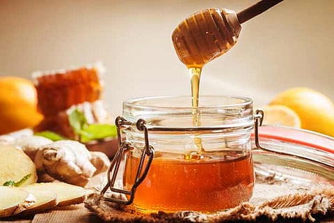 Beauty Mantra: Say goodbye to acne with these DIY honey masks