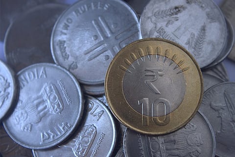 Rupee slips 10 paise to 68.54 vs USD in early trade