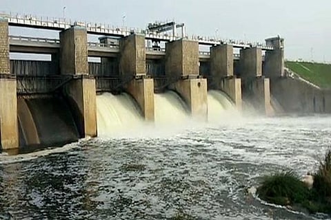 Water mixed with sewage at Kelavarapalli dam in Krishnagiri district