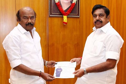 File photo of AIADMK MLA VV Rajan Chellappa handing over cyclone relief fund to CM Edappadi K Palaniswami