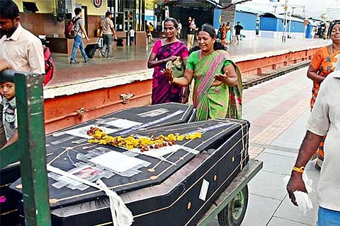 Relatives of the deceased at the Coimbatore railway station