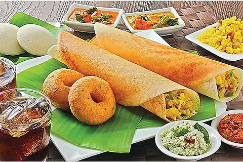 Lunch breaks dissolve borders, connect people