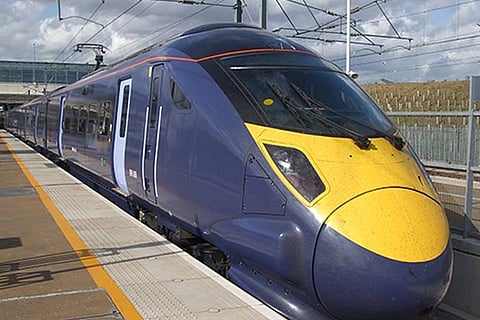 Railways plans to run Delhi-Mumbai, Delhi-Howrah trains at 160 kmh