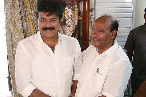 Sudhish-Ramadoss happy reunion at Thailapuram garden