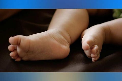 Baby’s head severed during delivery, no doctor in PHC