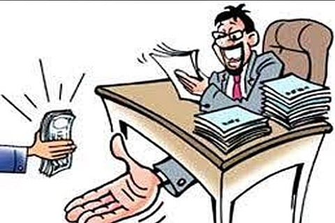 ‘Declare corrupt public servants anti-nationals’- Madras High Court