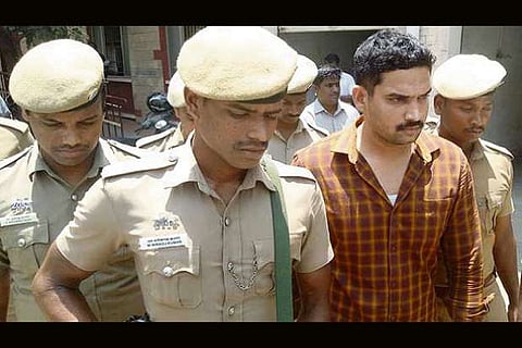 Pollachi sex abuse: CBCID takes custody of Manivannan