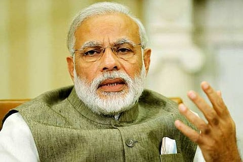 Modi greets Gujarat, Maharashtra on foundation day