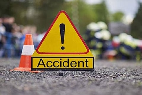 11 polling party officials injured in road accident in UP